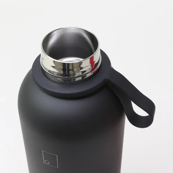 Dubbelwandige thermosfles 550ml zwart Black Vacuum Bottle