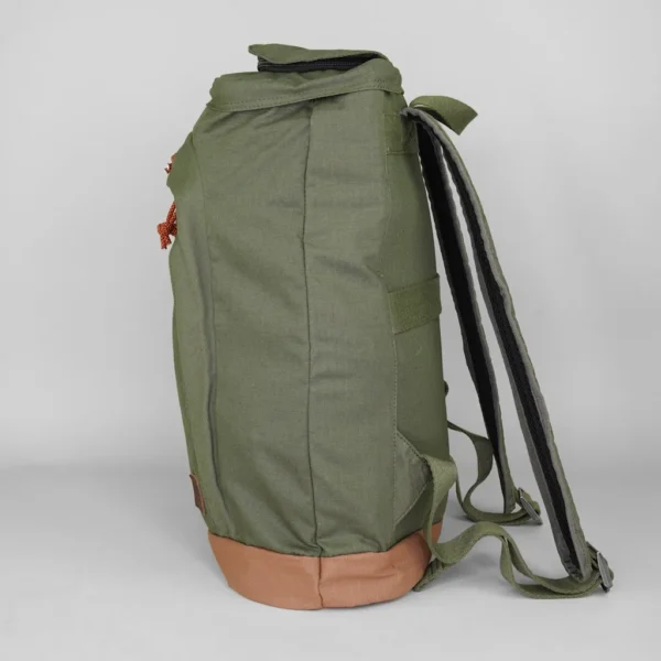 Bags-Rambler Rugzak groen ribstop waterbestendig 14-seven outdoor zijkant