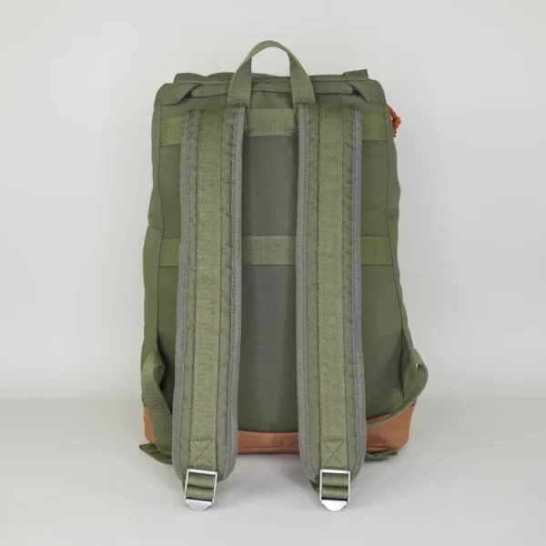 Bags-Rambler Rugzak groen ribstop waterbestendig 14-seven outdoor achterkant